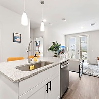 Prime Soco Quaint 1BR King Suite w Pool Parking