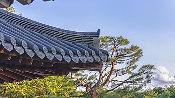 Gangneung Booyoonok Hanok Pension