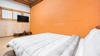 Gangneung Booyoonok Hanok Pension