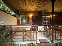 Julz El Nido Inn by Cocotel