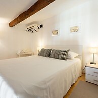 Porcellana Apartment