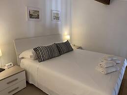 Porcellana Apartment