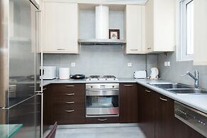 Great apt with amazing view in Koukaki
