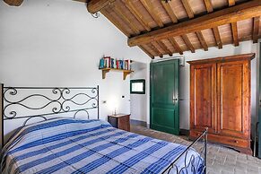 Studio With Pool And Orchard