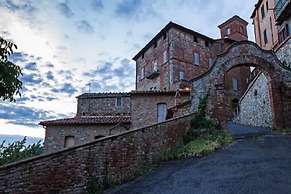 Studio With Pool And Orchard