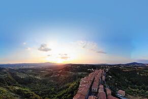 Studio With Pool And Orchard