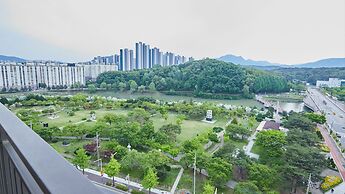 Chuncheon Eston Hotel