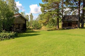 Beautiful 4-5 Persons Cottage in Alvdalen