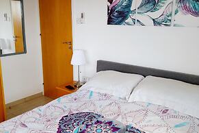 Liopetri 2-bed Apt, Sleeps 6, Pool, 10min to Beach