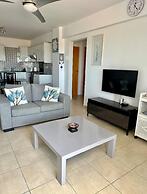 Stunning Spacious 2-bed Apartment in Liopetri