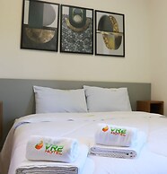 VR2 Hotel