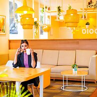 Bloom Hotel - Bengaluru Airport