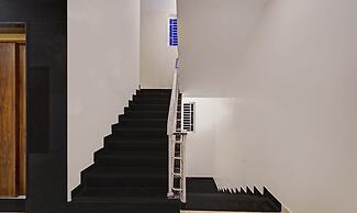 Itsy Hotels Elite Inn