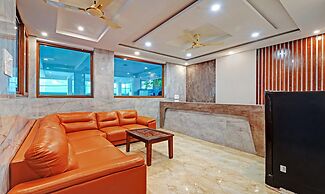 Itsy Hotels Elite Inn