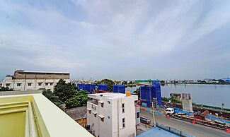 Itsy Hotels Elite Inn