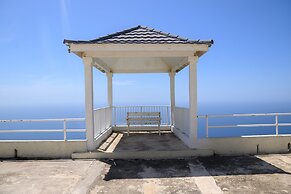 Sea Coast Inn & Suites