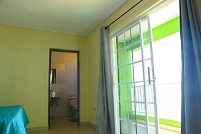 Sea Coast Inn & Suites