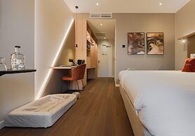 The CORNR Hotel