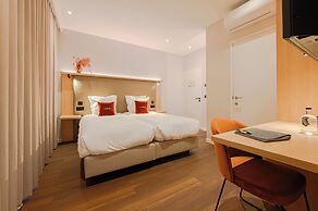 The CORNR Hotel