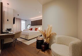 The CORNR Hotel
