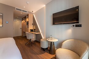 The CORNR Hotel