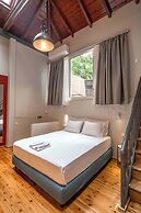 Belle Athenes - Luxury Rooms at Monastiraki Railway Station