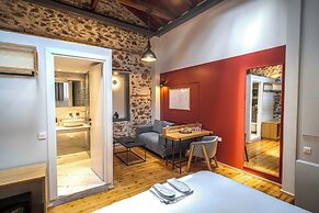 Belle Athenes - Luxury Rooms at Monastiraki Railway Station