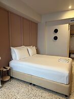 Belle Athenes - Luxury Rooms at Monastiraki Railway Station