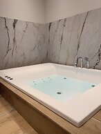 Belle Athenes - Luxury Rooms at Monastiraki Railway Station