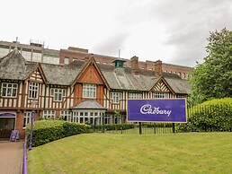 23 Moat House Close