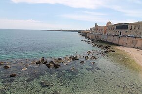 Baroque Apartments - Casa al Teatro