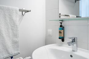 FeelGood Apartments LakeLiving