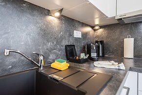 FeelGood Apartments LakeLiving