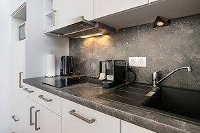 FeelGood Apartments LakeLiving