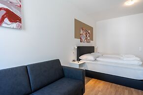 FeelGood Apartments LakeLiving