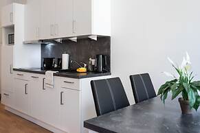 FeelGood Apartments LakeLiving