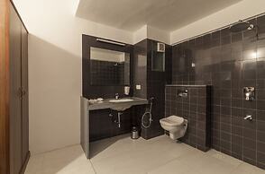 Krishna Inn - The Green Hotel