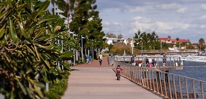 Family Home in Balmoral - Family Stays