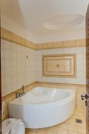 Sound Of The Mountain Chania