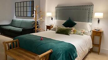 Apartamentos Turísticos La Plaza