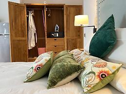 Apartamentos Turísticos La Plaza