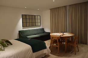 Apartamentos Turísticos La Plaza