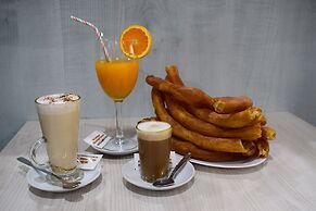 Apartamentos Turísticos La Plaza