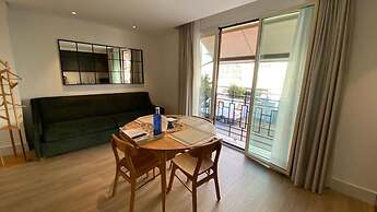 Apartamentos Turísticos La Plaza