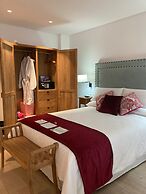 Apartamentos Turísticos La Plaza