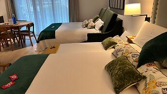 Apartamentos Turísticos La Plaza