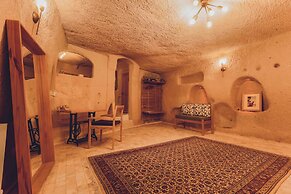 Pinhan Cave Suites
