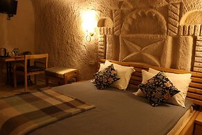 Pinhan Cave Suites