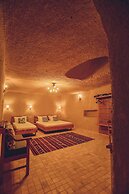 Pinhan Cave Suites