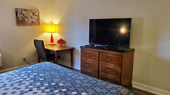 Stonewood Inn & Suites Carrollton - Smithfield